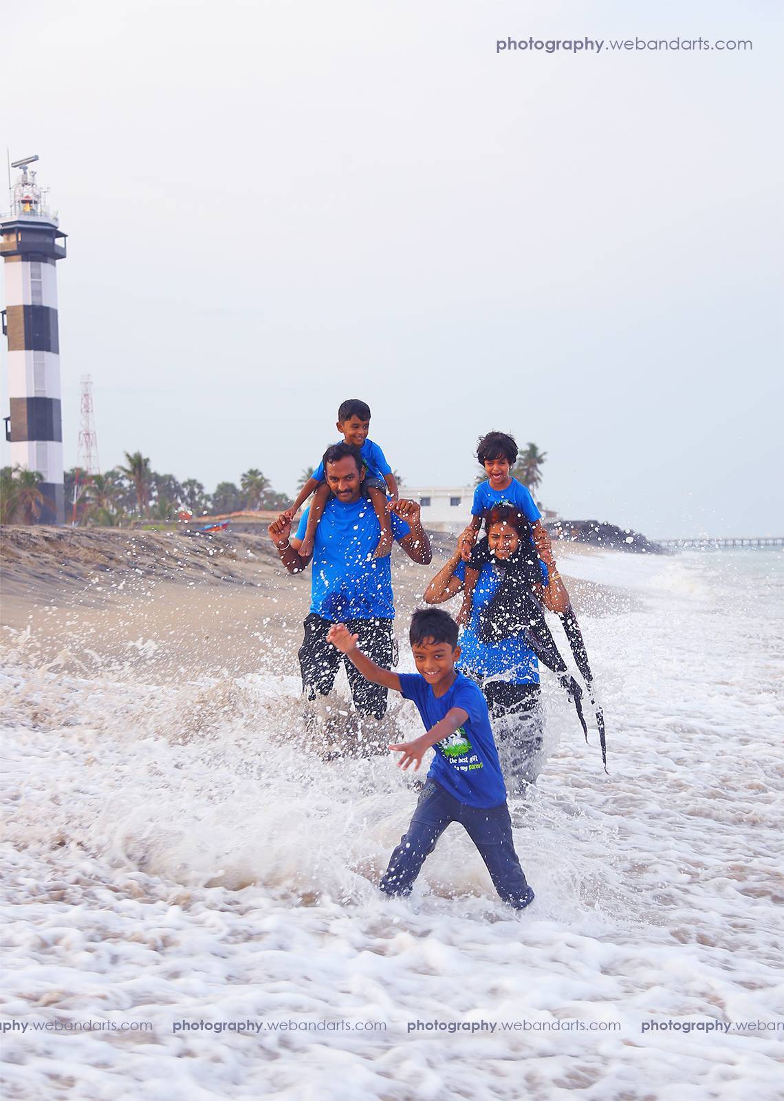 family_outdoor_photography_moments_anniversary_pondicherry-554