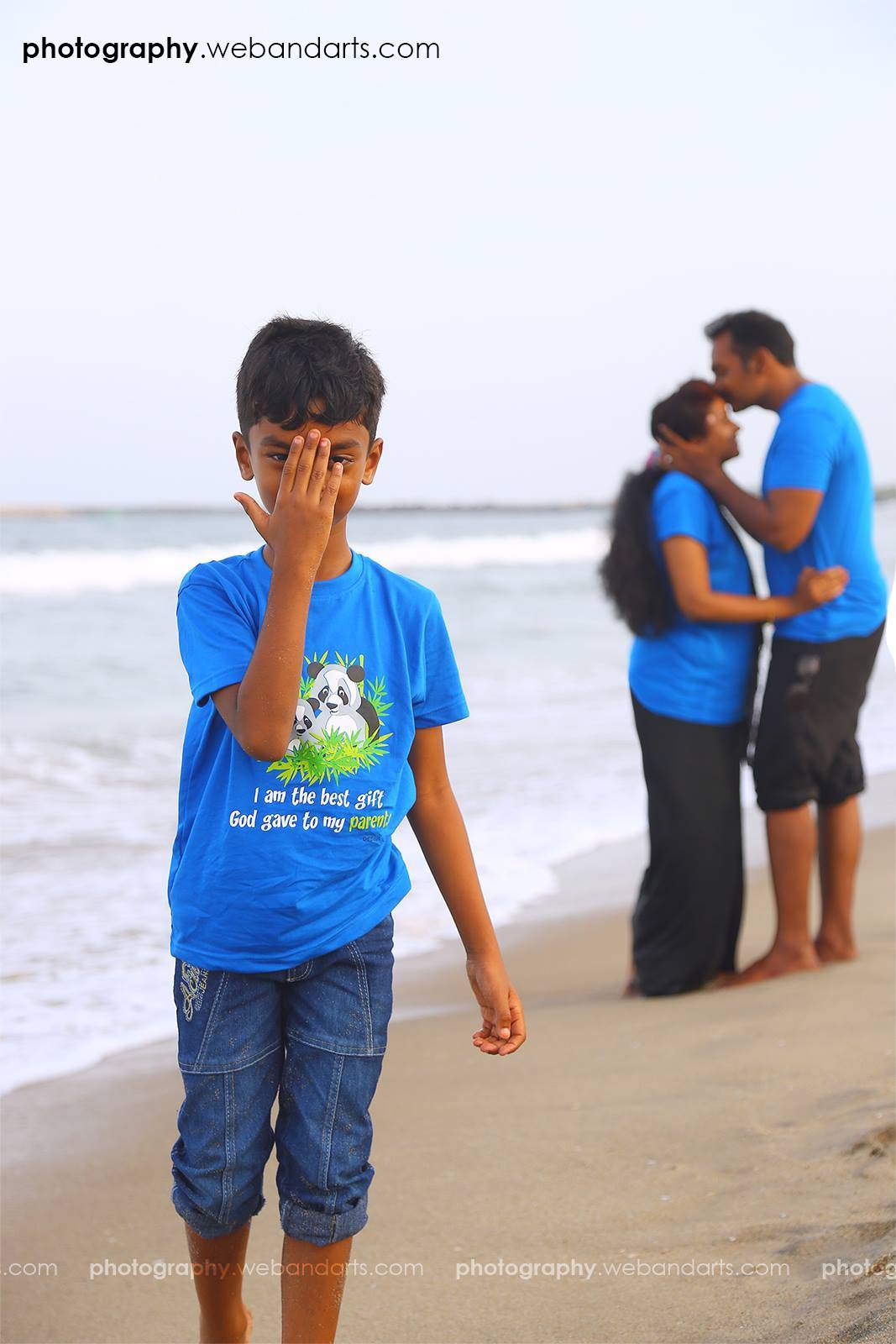 family_outdoor_photography_moments_anniversary_pondicherry-563