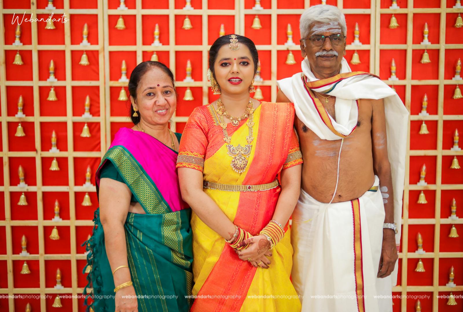 brahmin-bride-yellow-saree-flower-event-pondicherry-wedding-webandarts_1191