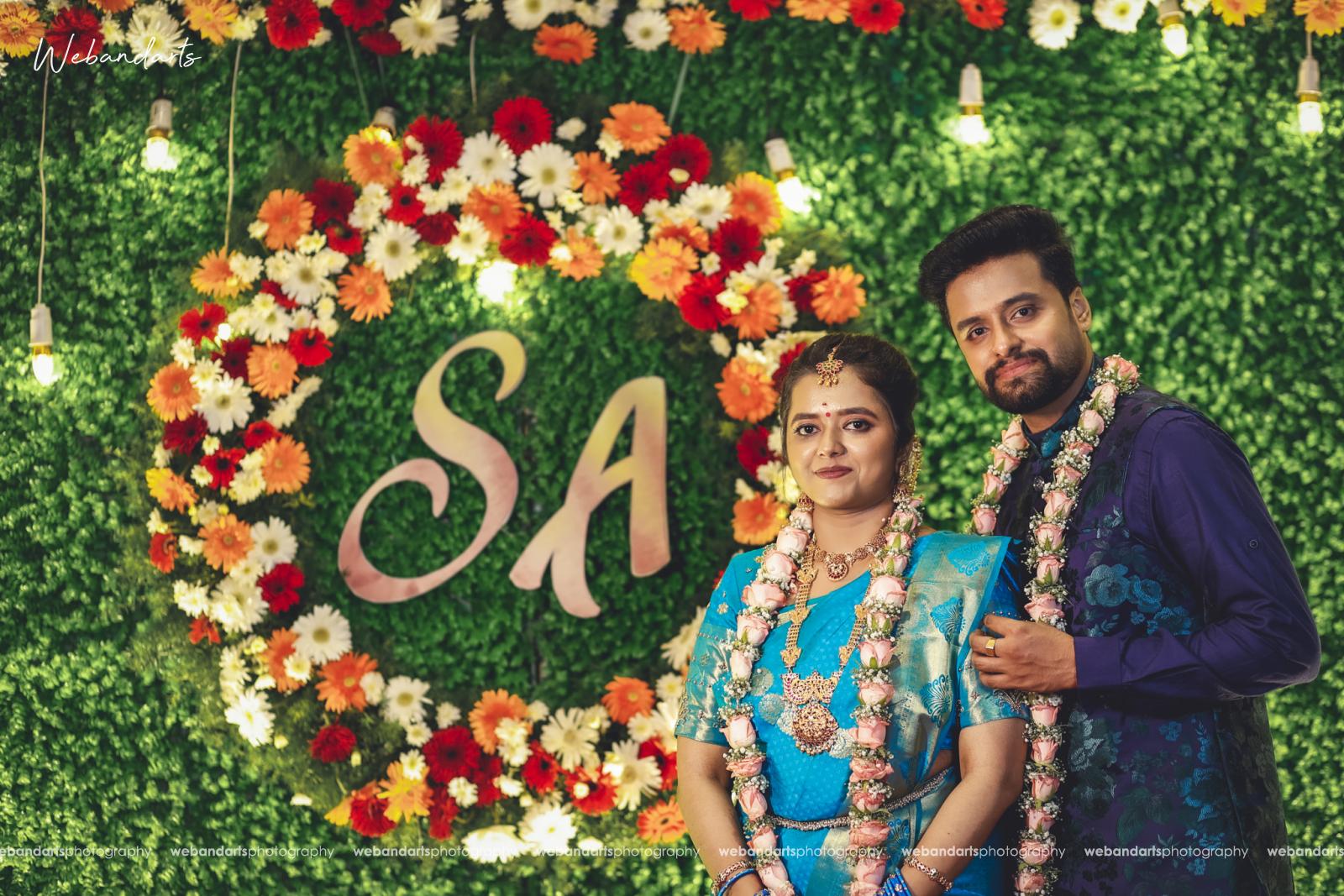 brahmin-wedding-green-decorations-plant-couple_1166