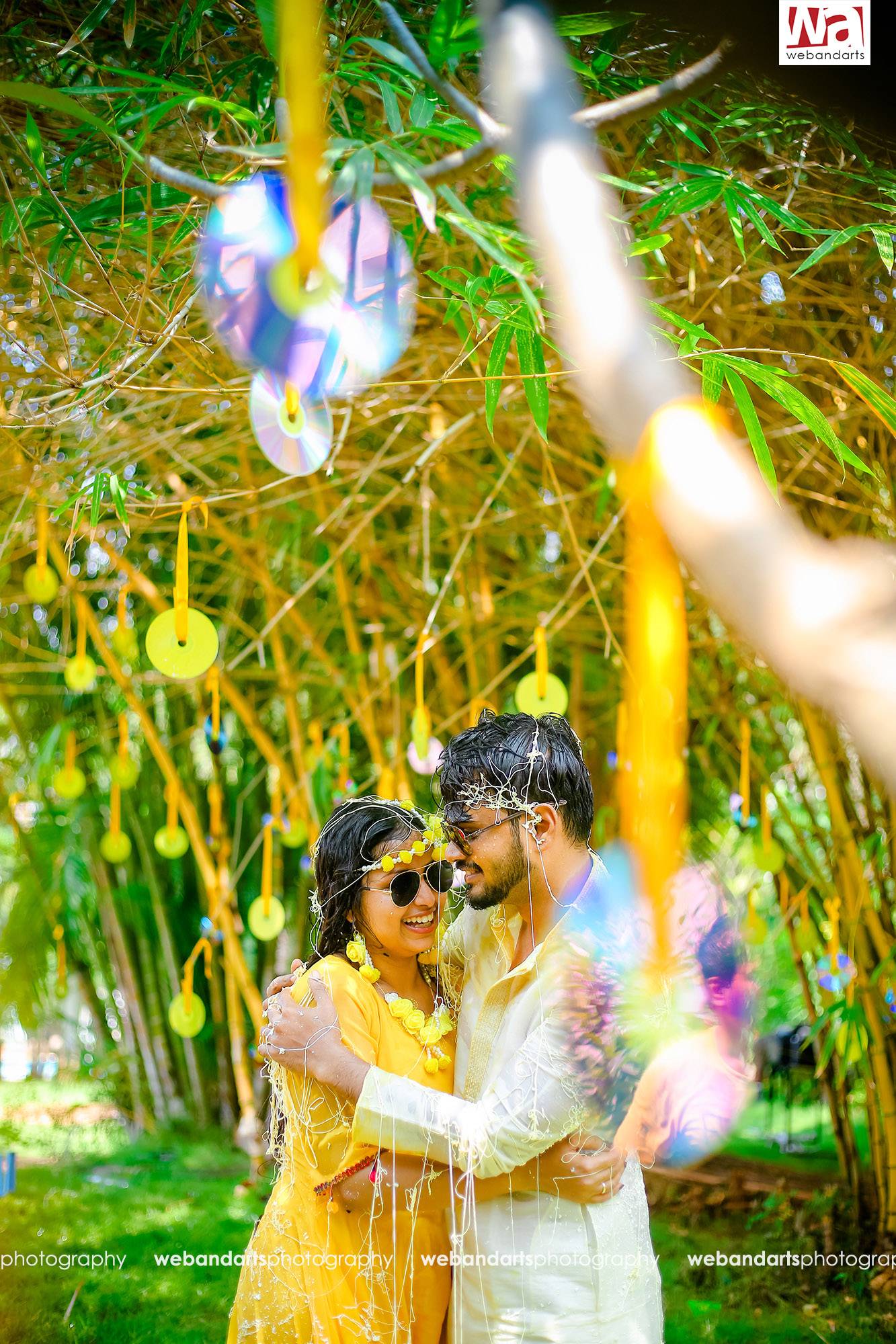 family-outdoor-photography-haldi-jain-wedding-chennai-pondicherry_937