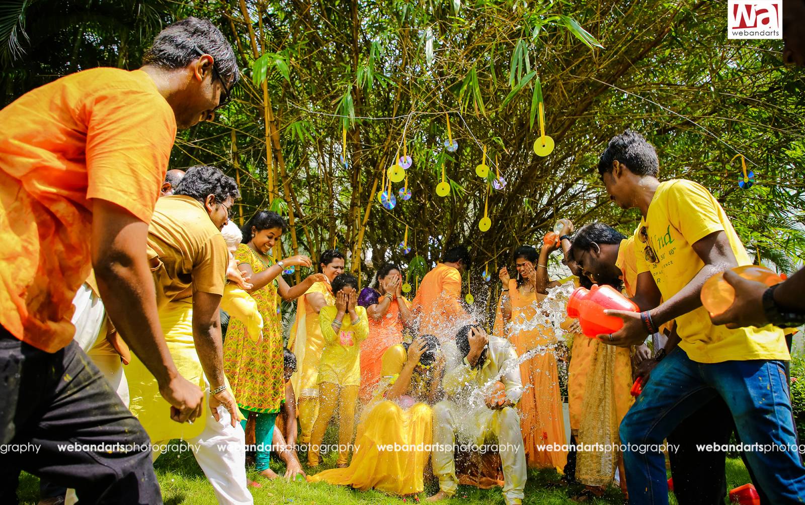 family-outdoor-photography-haldi-jain-wedding-chennai-pondicherry_938
