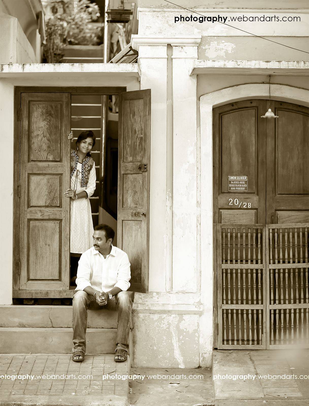family-outdoor-photography-moments-anniversary-pondicherry_565