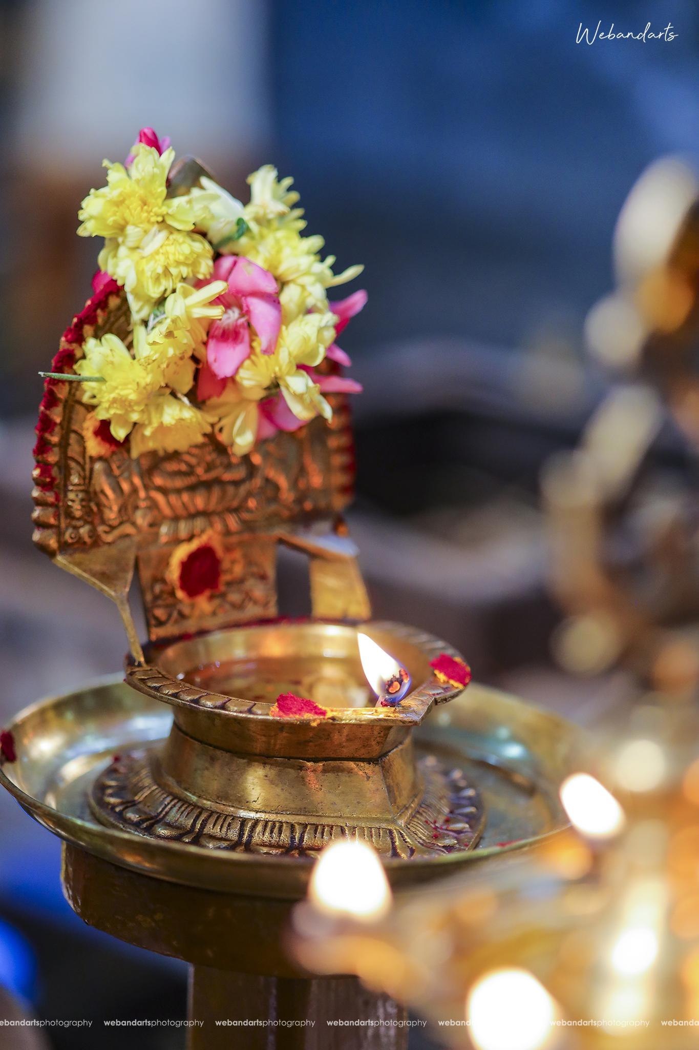 hindu-wedding-rituals-kamatchi-amman-vilaku_1095