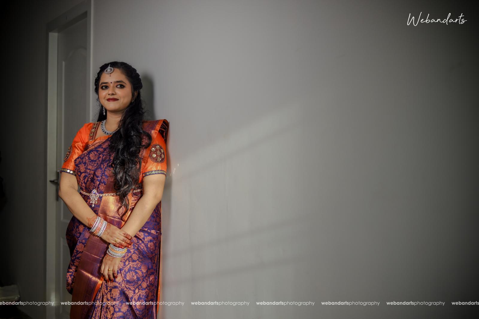 iyer-reception-photography-brahmin-bride-pose-portrait-pondicherry-gray-wall_1171