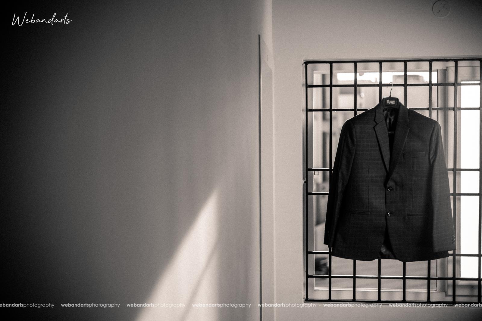 iyer-reception-photography-brahmin-groom-coat-window-light_1173