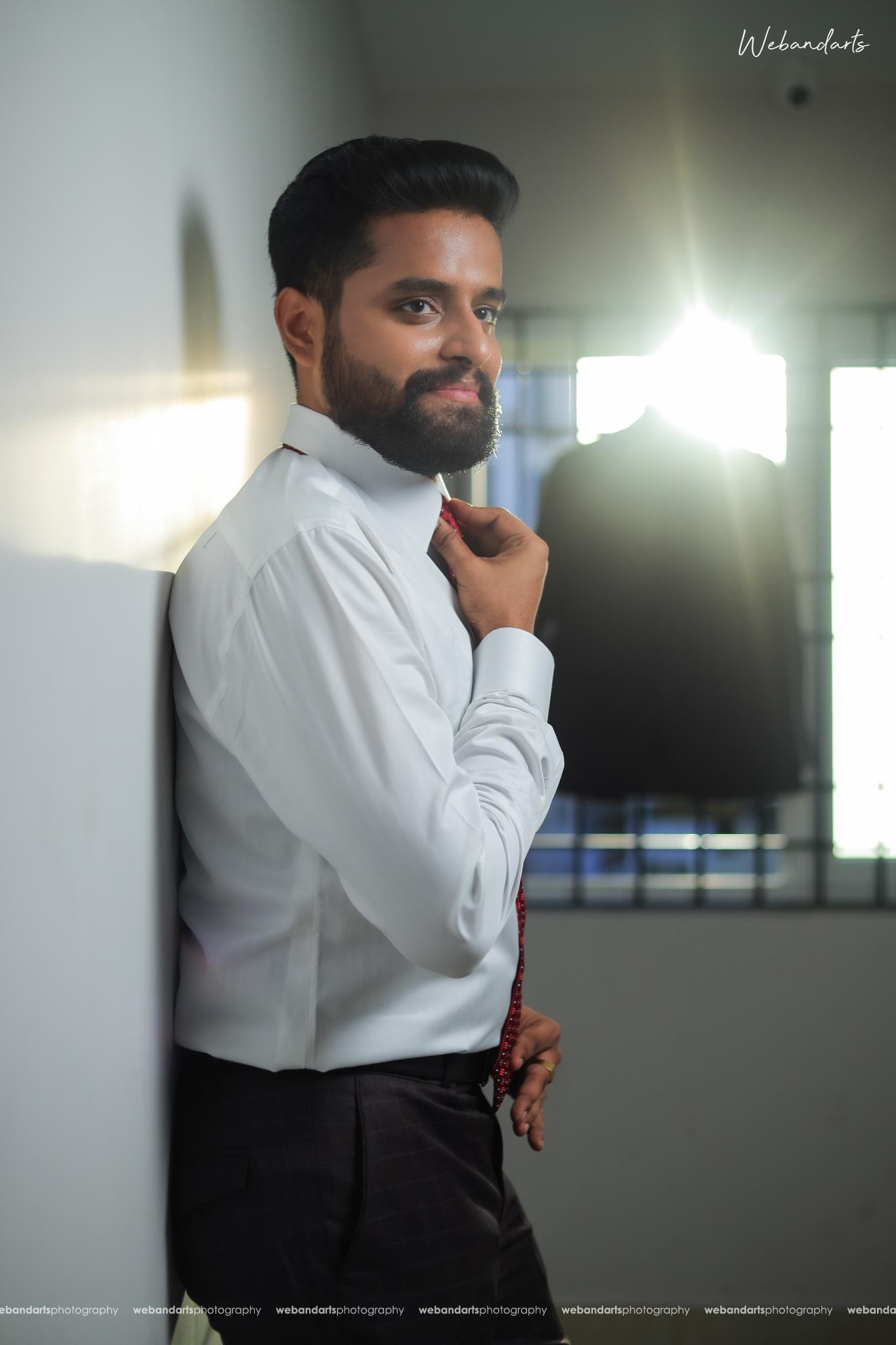 iyer-reception-photography-brahmin-groom-makeup-getting-ready_1174