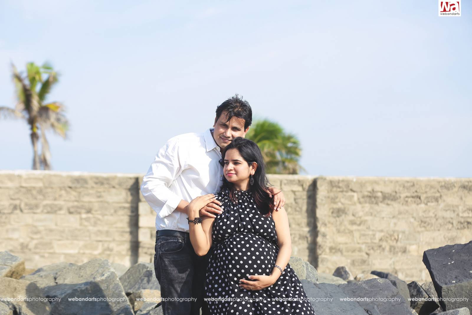 maternity-shoot-photography-webandarts-candid-ideas_675
