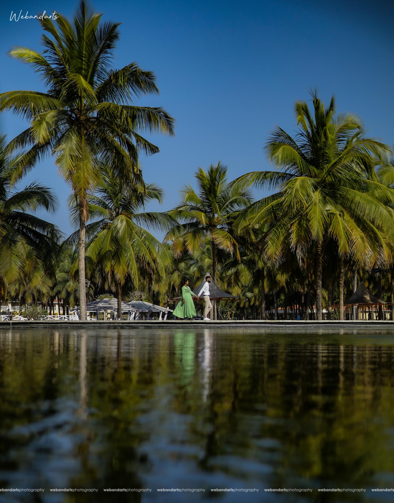 pre-wedding-photography-france-couple-pondicherry-paris-ocean-spray_1349
